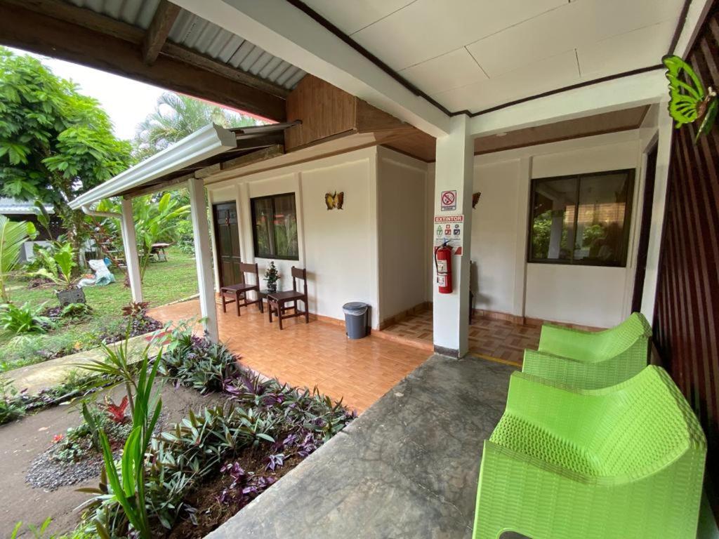 Chinitas Eco Lodge Tortuguero Exterior photo