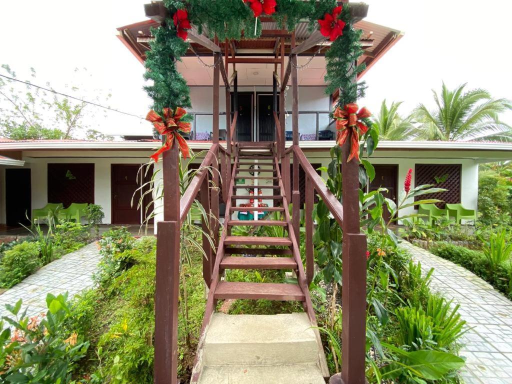 Chinitas Eco Lodge Tortuguero Exterior photo